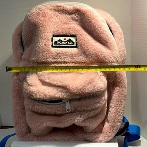 NWOT KAVU Womens fuzz cub backpack. Blush pink color